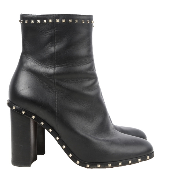 VALENTINO Garavani Boots Rock Studded Black Leather Heel Ankle Size 37 - Picture 1 of 16